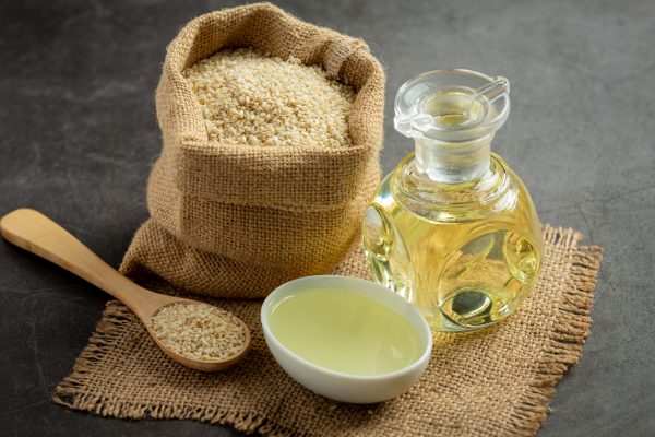 Commodum Handel - Agro-Commodities - Sesame Seed Oil